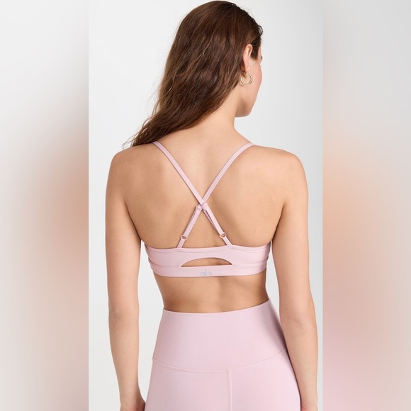 Alo Yoga Airlift Intrigue Bra - Picture 2 of 9